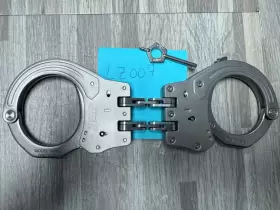 56500 ASP SENTRY CUFFS Handcuffs #2