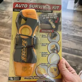 41032-8 NUMBER Auto Survival Tool Box