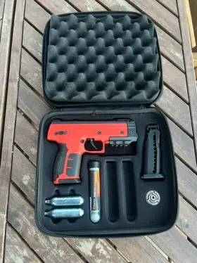 SK68300BLKPEPPER BYRNA Gun