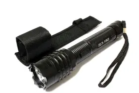 9208 DELTA FORCE Million Volt Flash Light Stun Gun Led