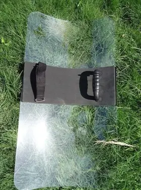 191002 EFFLUVIALTECH High Polycarbonate Shield Protest Anti #3