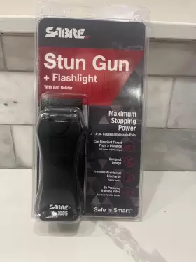 023063808055 FLASHLIGHT Sabre Stun Gun Belt Holster Maximum