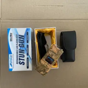 SG-M8000MBK GUARD DOG SECURITY Stun Gun Led Flashlight