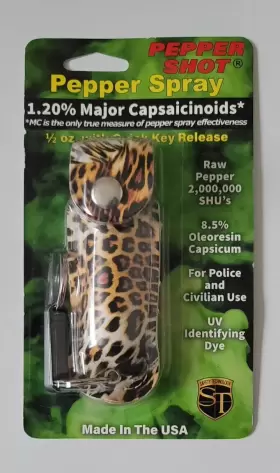 747670201565 PEPPER SHOT Woman Spray Holster Keychain