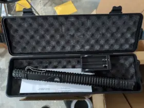 793831100031 POLICE Force Stun Flashlight