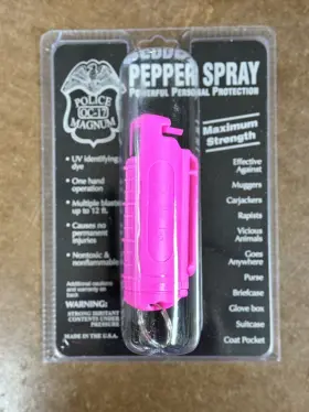 801608040463 POLICE MAGNUM Pepper Spray Pink Keychain Defense