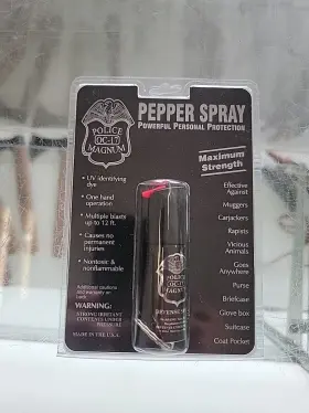862348000193 POLICE MAGNUM Pepper Spray Keyring Defense