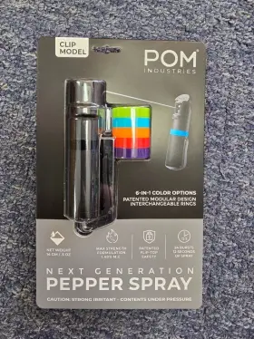 810045421384 POM INDUSTRIES Pepper Spray Clip Maximum Oc