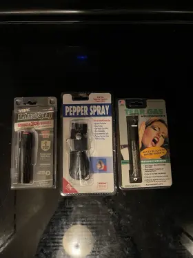 761903369693 QUALCO PRODUCTS Set Pepper Spray Tear Gas
