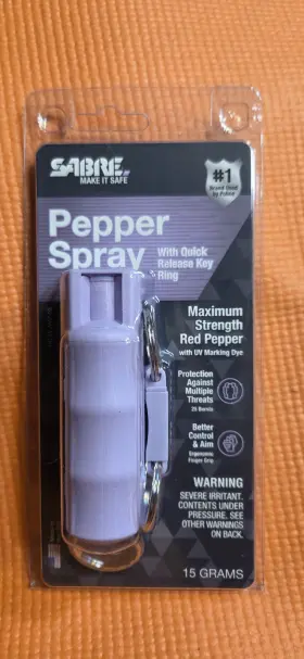 10555 SABRE Pepper Spray Release Key Ring Lavender