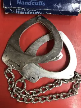 1900-1 SMITH WESSON Leg Irons Key #2