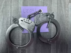 SW100 SMITH WESSON Handcuffs #2