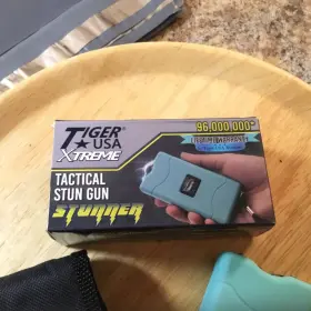 TD-800-TL TIGER Xtreme Mill Rechargeable Stun Gun Flash Light