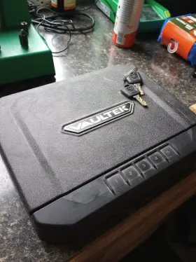 VE10 VAULTEK Safes