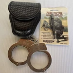 Smith & Wesson Handcuffs W/ Black Basketweave Pouch Zak Tool Zt12 Key. Fixed Price $65.87.