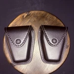 New Safariland 190 Handcuff Pouch (set Of 2) Plain Black Leather Snap. Fixed Price $49.50.